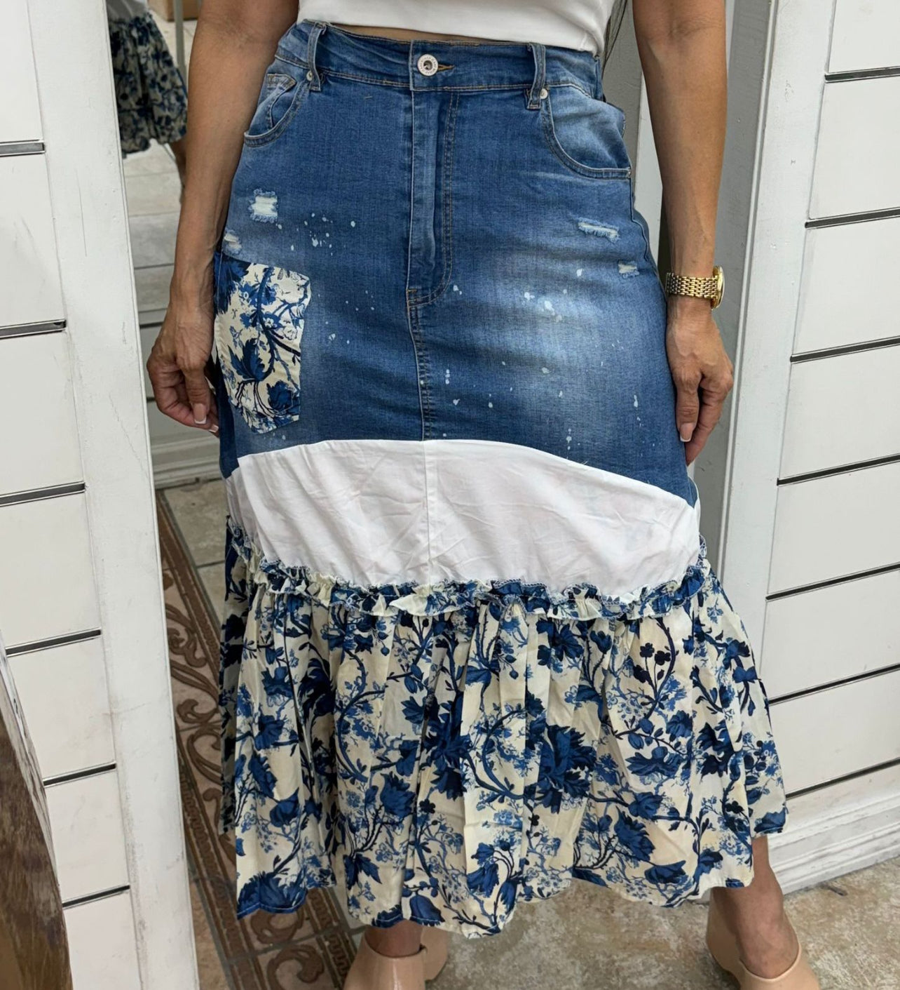Denim skirt/ with ruffle