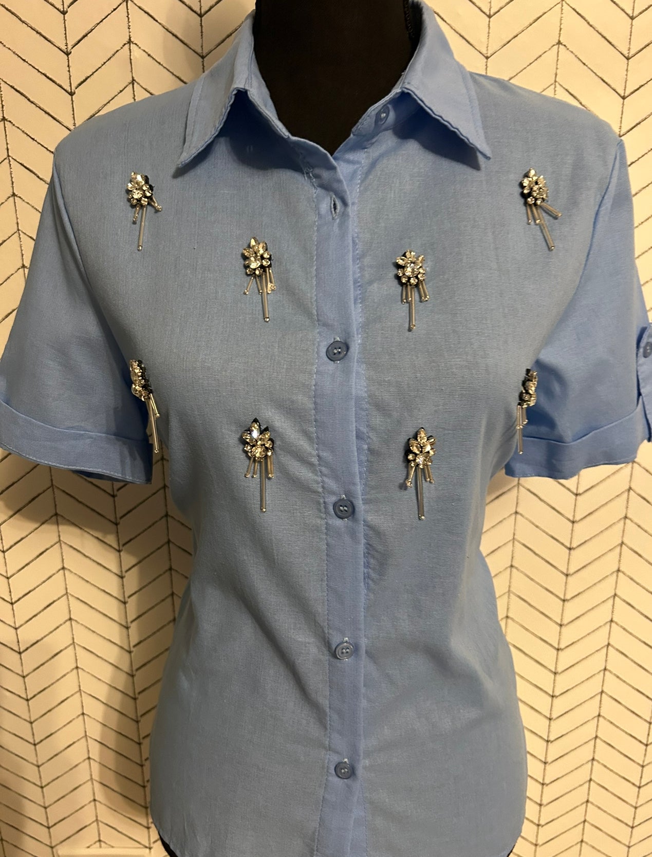 Short Sleeve Shirt with accents