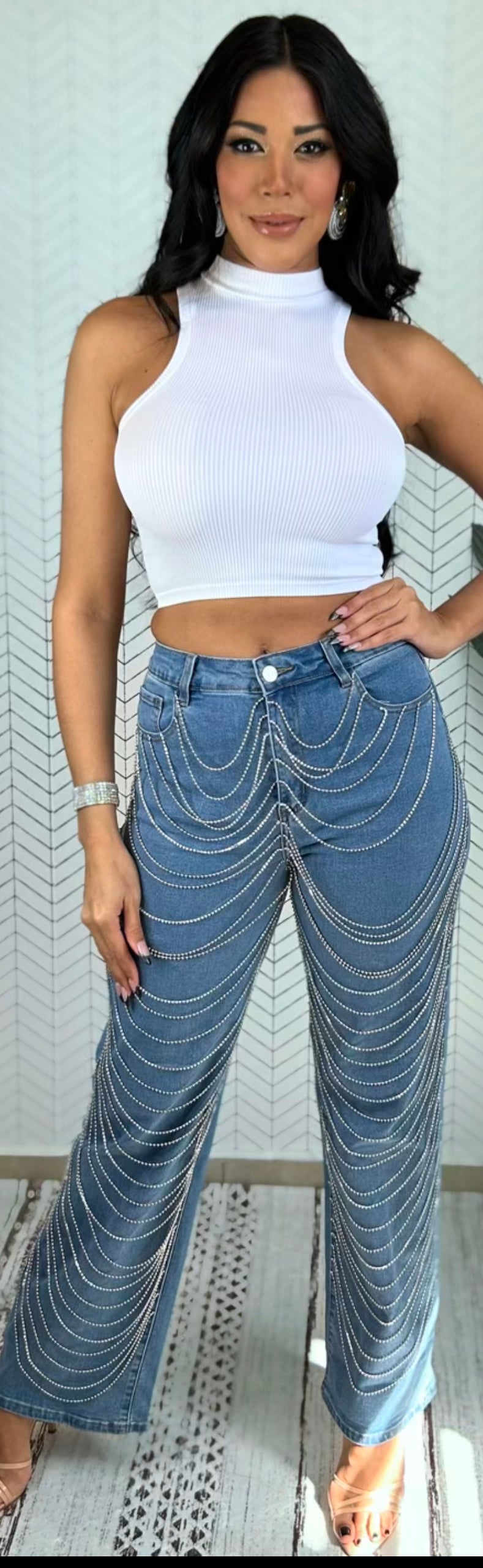 Jean with Chain Accent