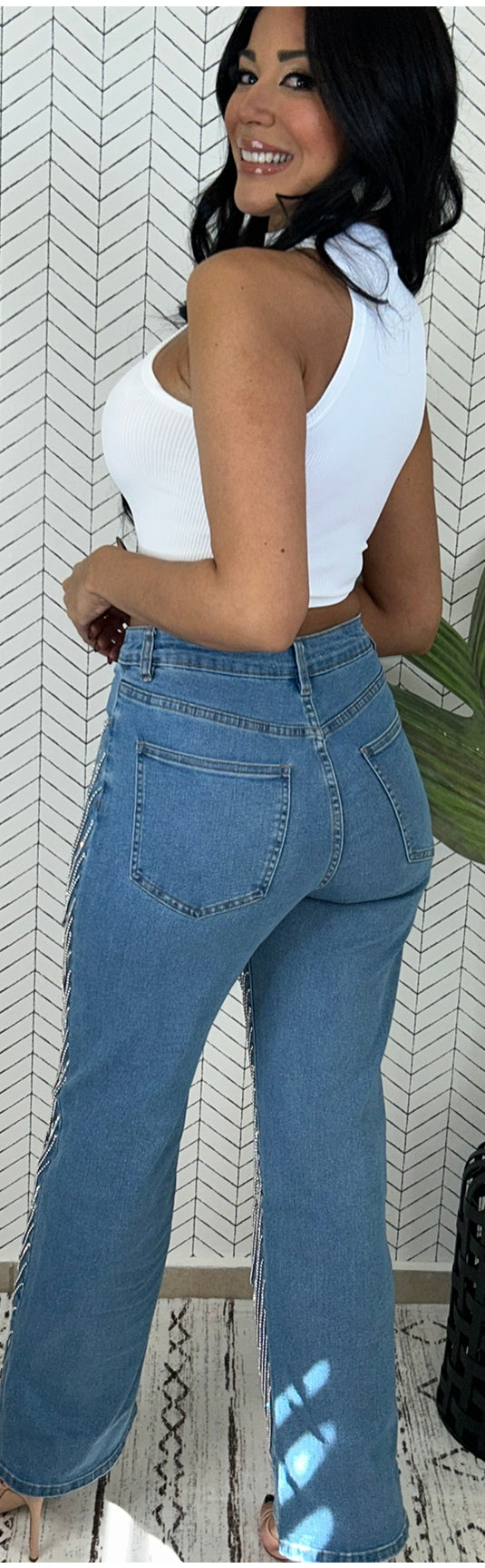 Jean with Chain Accent