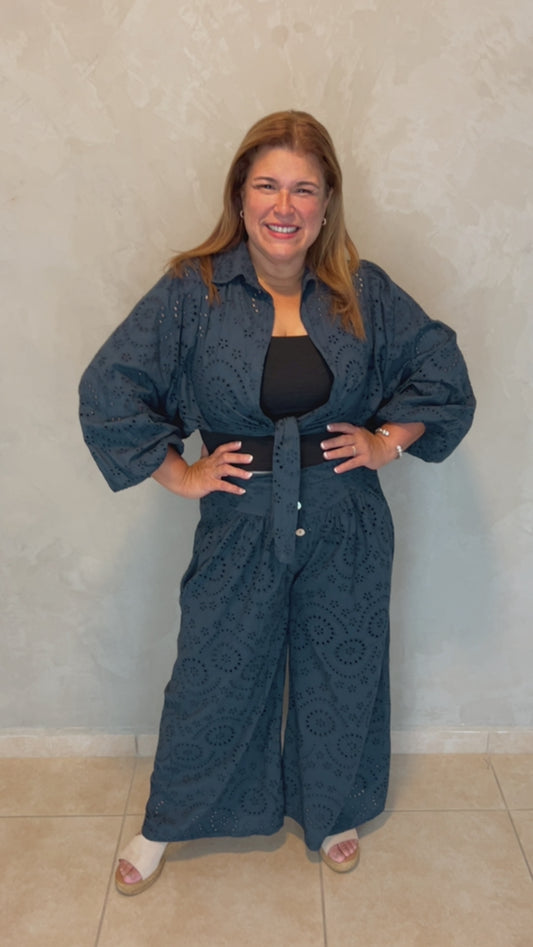 One size Two piece pant set in blue