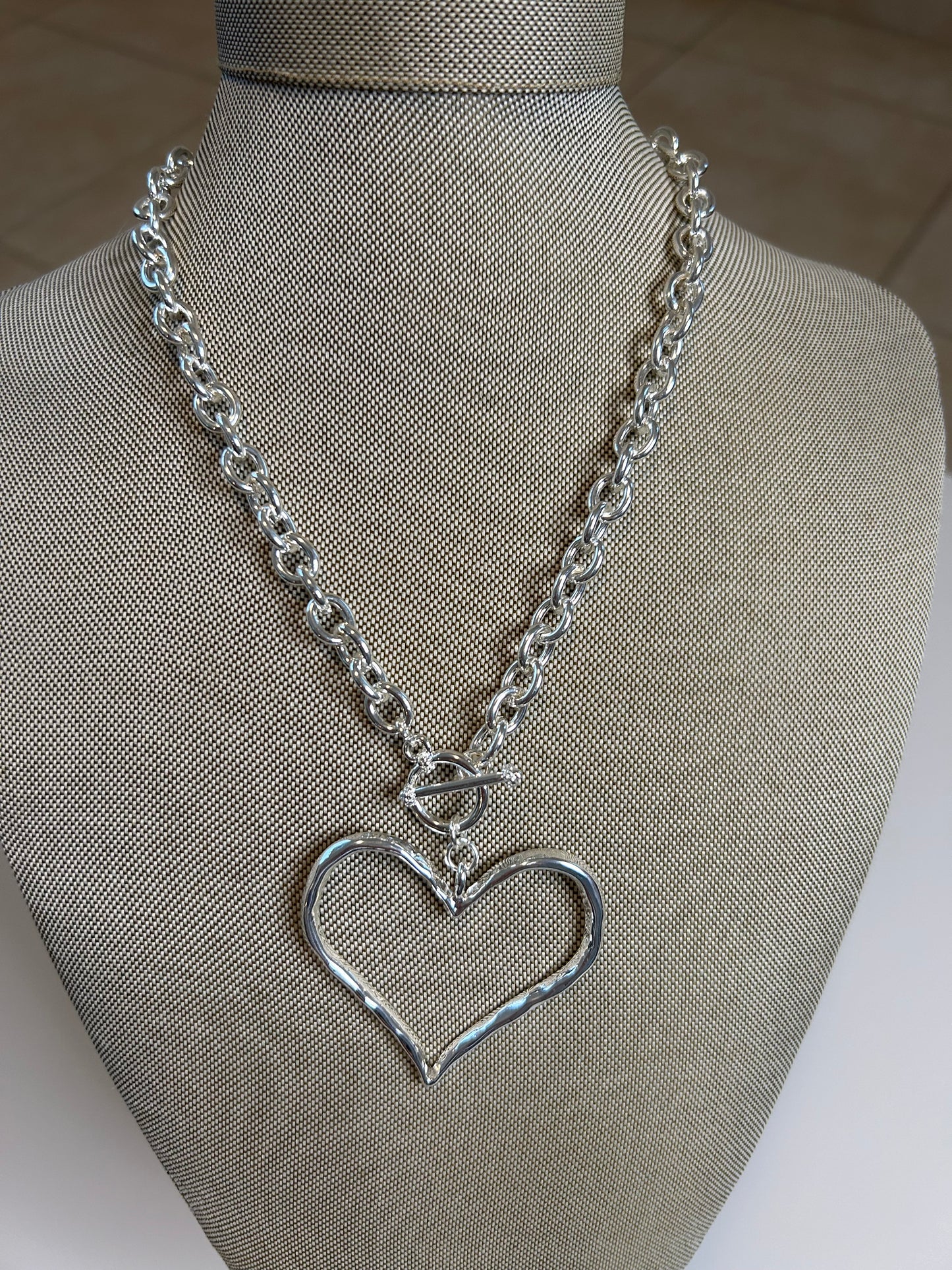Waved Heart Pendant on link chain